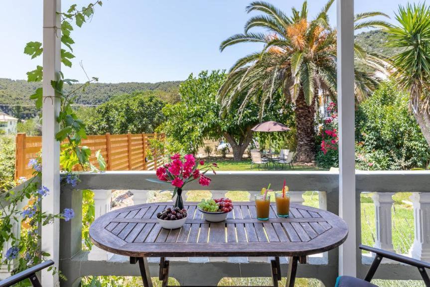 Myrto Holiday House Stafylos Exterior photo